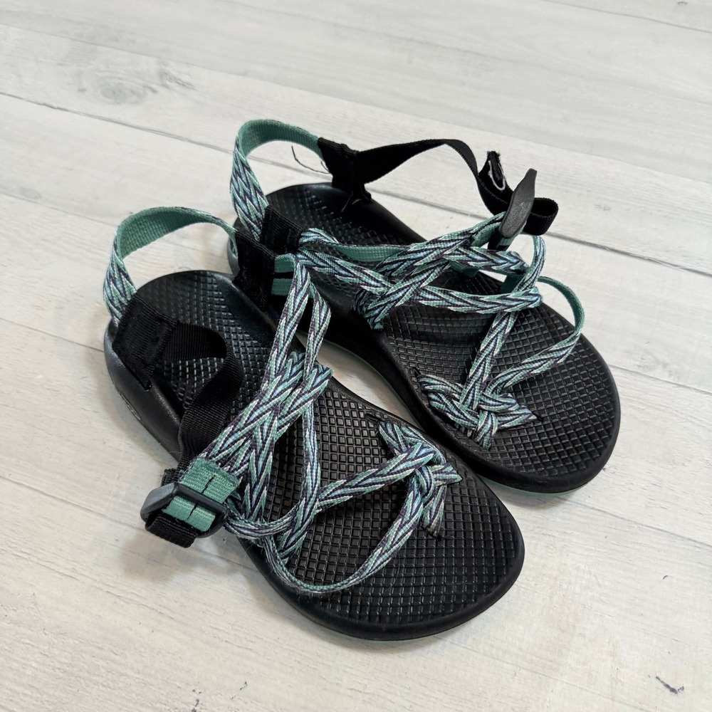 Chaco women's strappy sandals blue aqua women's size 5